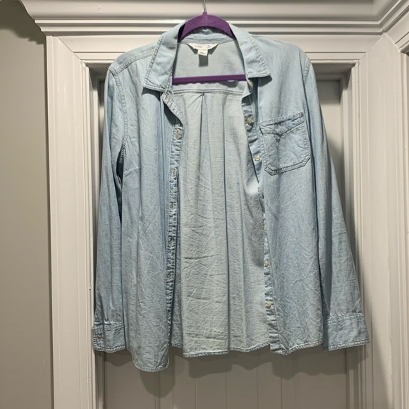 Old Navy Tops - Chambray Top